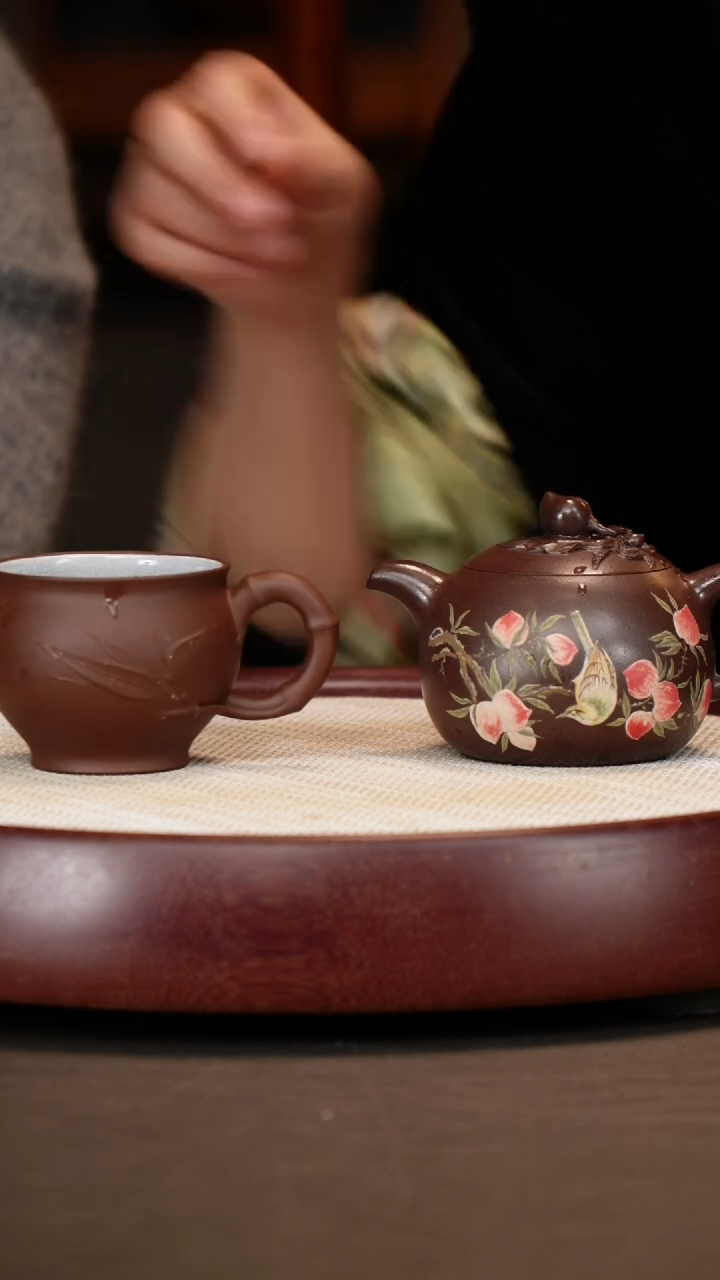 【闪购商品】紫砂茶壶寿桃+少云+一杯一碟