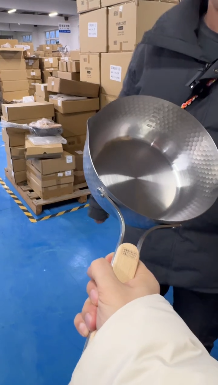 不锈钢划痕 无包装 和平wahei enzo 雪平锅 18cm