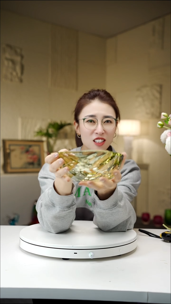 手工艺品琉璃浅绿色三角果碗