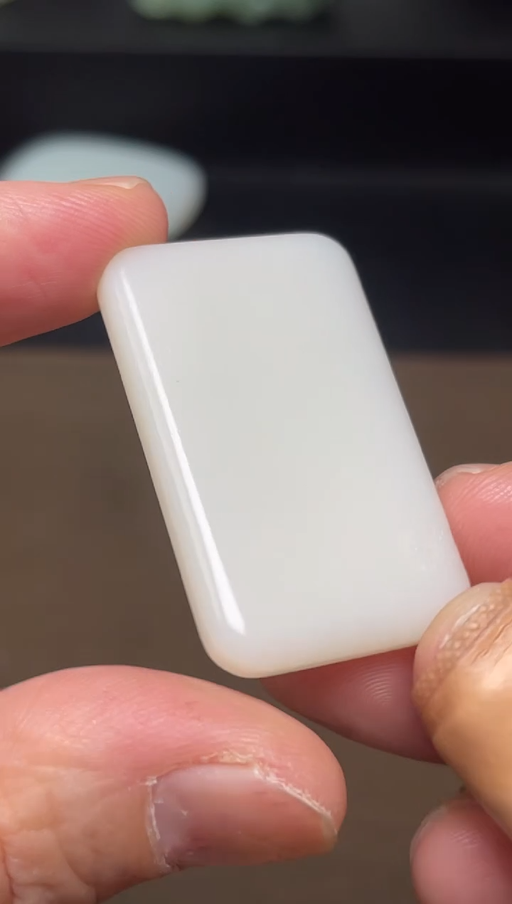 颈饰未镶嵌和田玉18 通