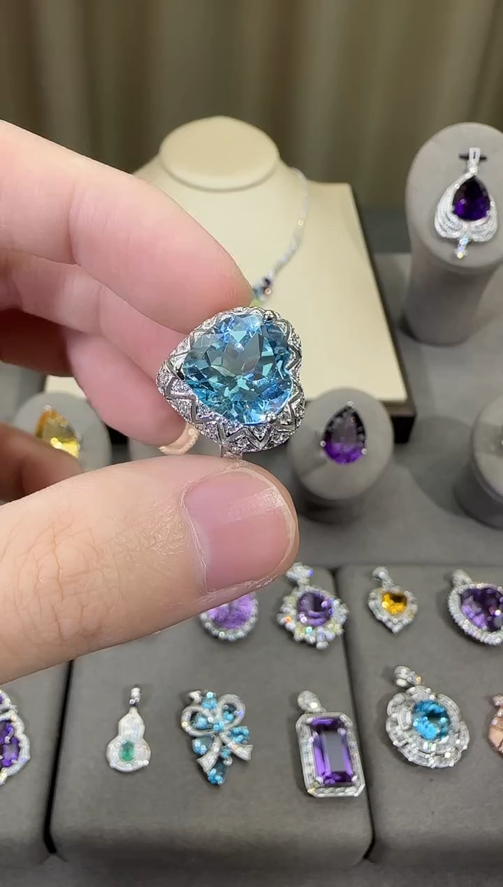 银S925镶嵌戒指托帕石13mm海洋之心设计款