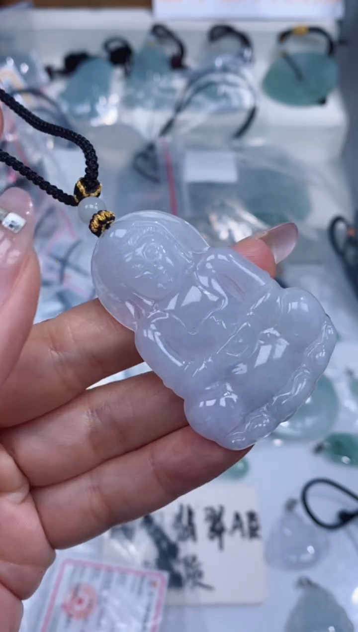 颈饰未镶嵌翡翠吊坠