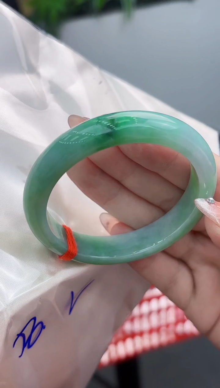 【闪购商品】翡翠手镯未镶嵌翡翠手镯