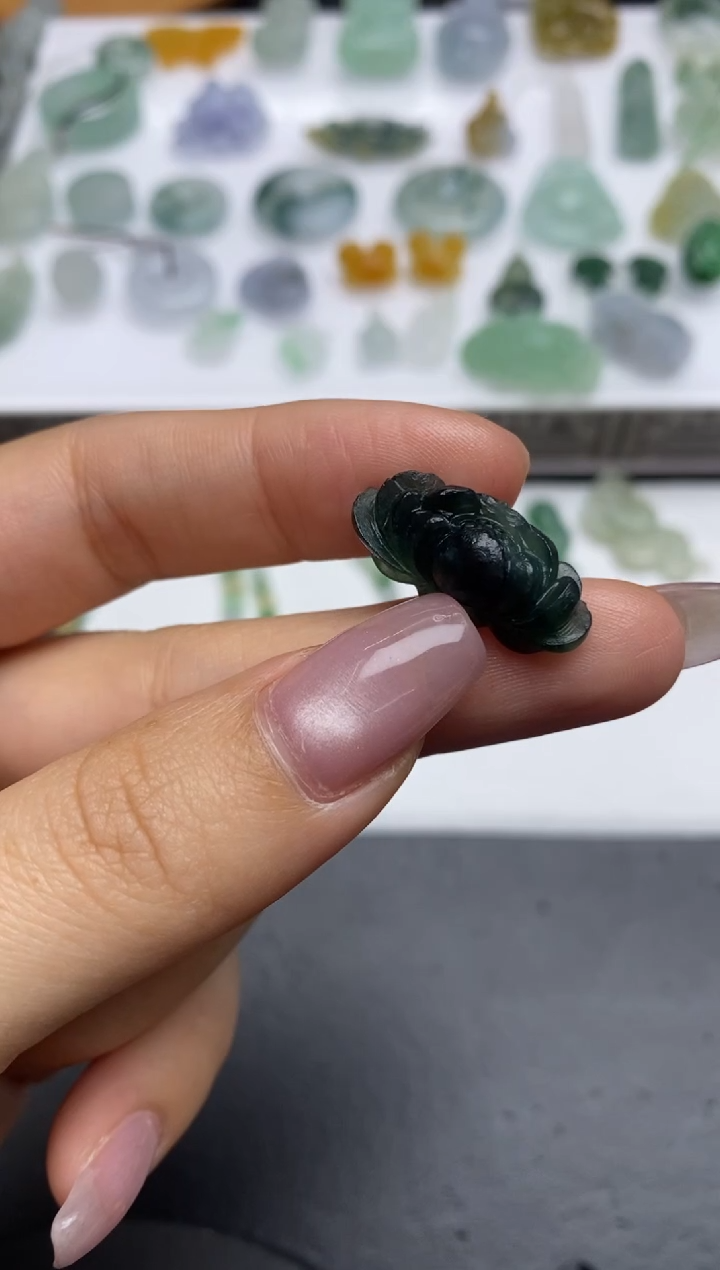 【闪购商品】定制翡翠未镶嵌翡翠毛货~