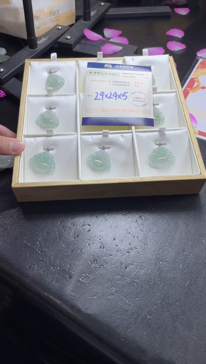 【闪购商品】翡翠挂件18K金镶嵌佛公KK9配绳/多样性发其一CP