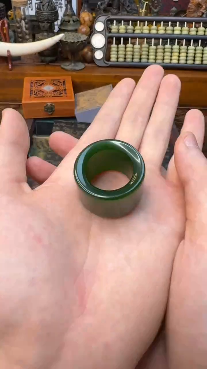 和田玉未镶嵌把件————————————————1