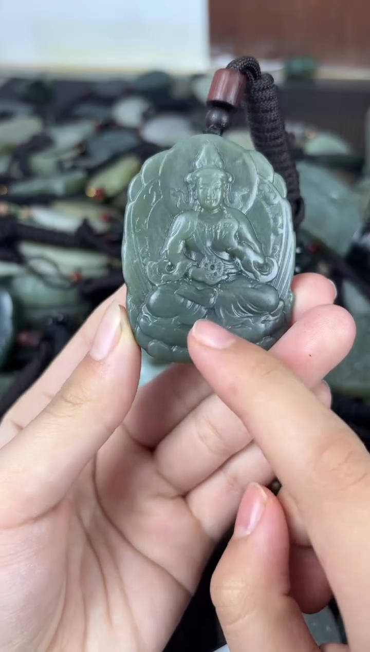 【闪购商品】和田玉颈饰未镶嵌1