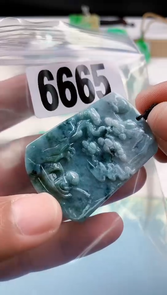 【闪购商品】翡翠挂件未镶嵌天然翡翠吊坠挂件