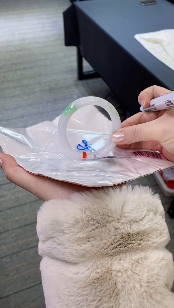 【闪购商品】翡翠手镯未镶嵌