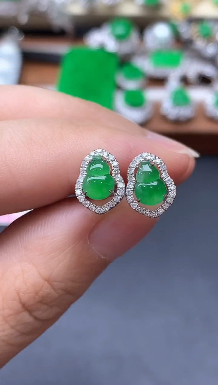 颈饰18K金镶嵌翡翠371-中国好珍宝