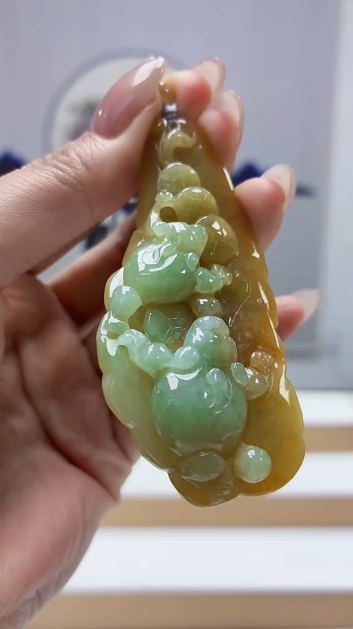 未镶嵌定制翡翠5160MM-毛货挂件50