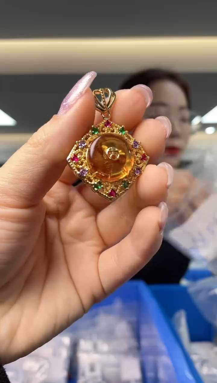 【闪购商品】琥珀（花珀）裸石未镶嵌（多样性发一件）