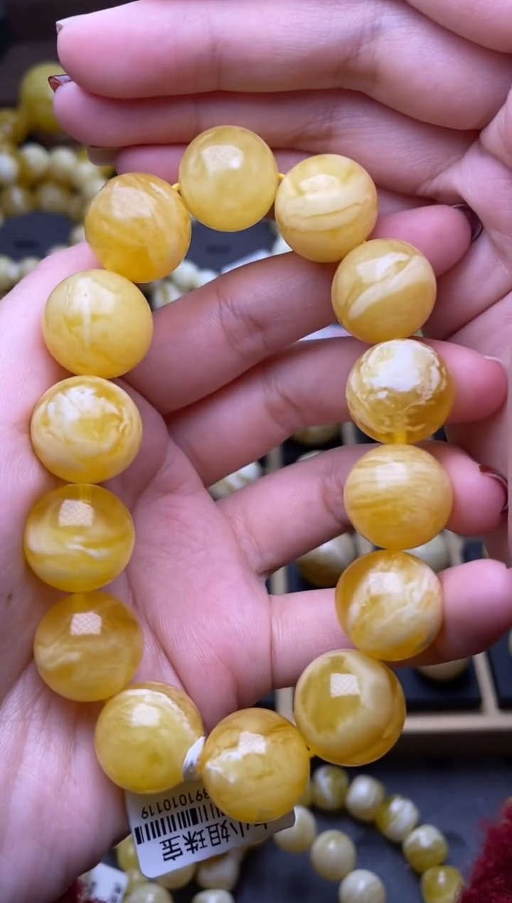 【闪购商品】琥珀裸石未镶嵌大小姐珠宝160