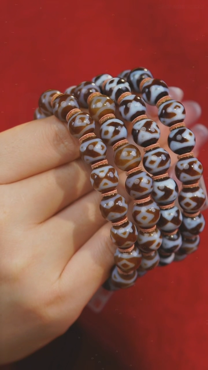 【闪购商品】玛瑙/玉髓手串未镶嵌多样性发其一