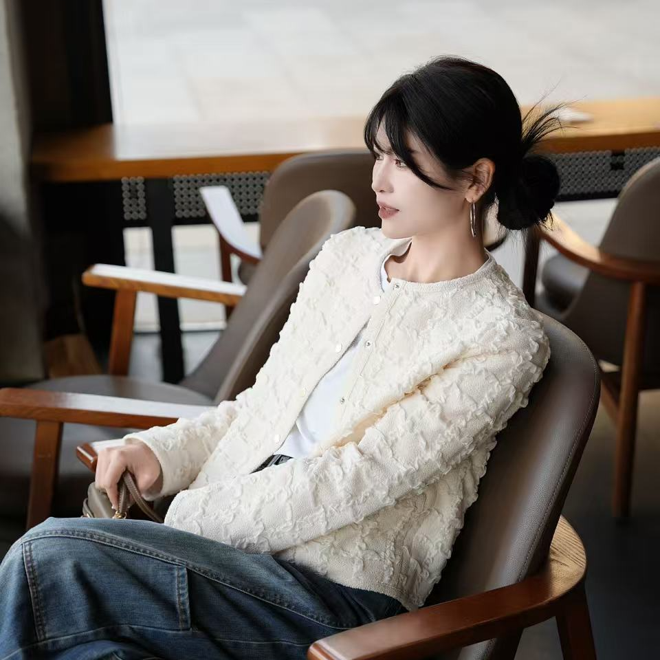 GIRDEAR/哥弟1400512  新款气质 时尚显瘦 薄款短款小香风外套