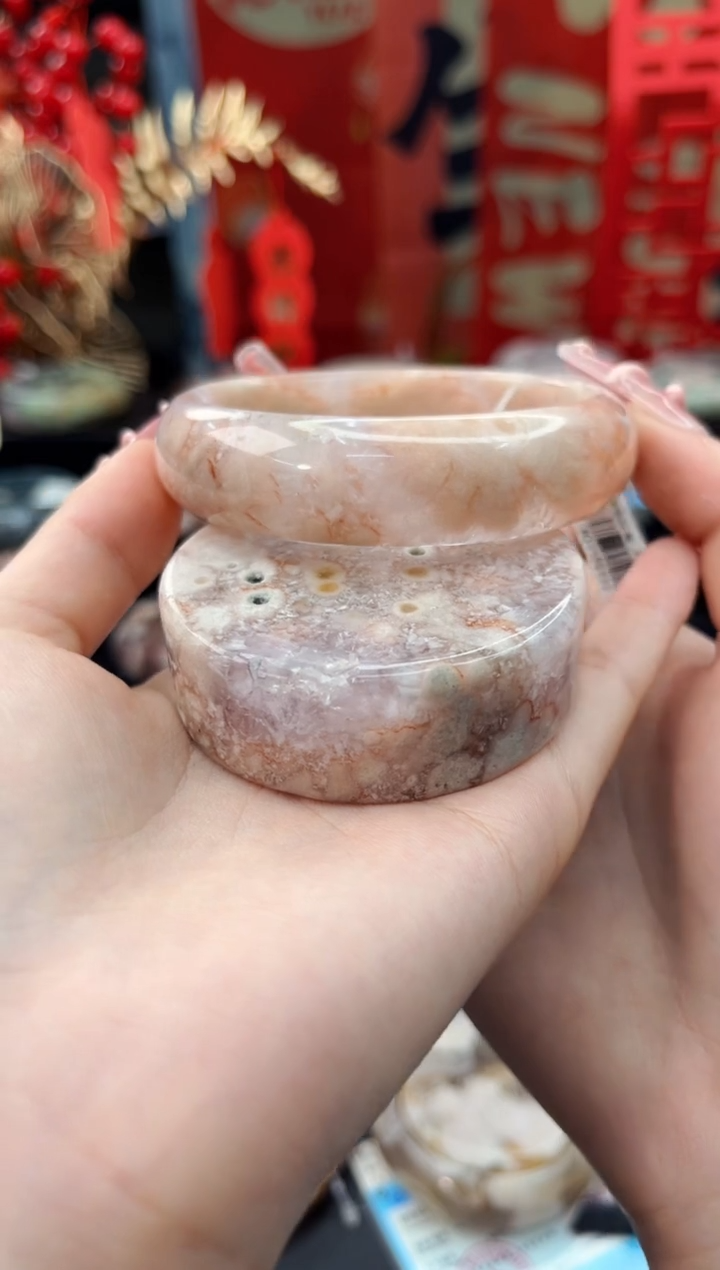 【闪购商品】石英质玉手镯未镶嵌赠送镯心（59圈口）