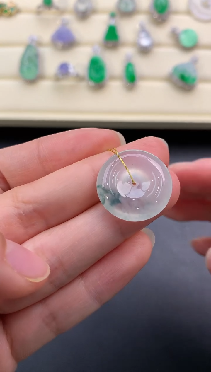 【闪购商品】翡翠颈饰未镶嵌D616