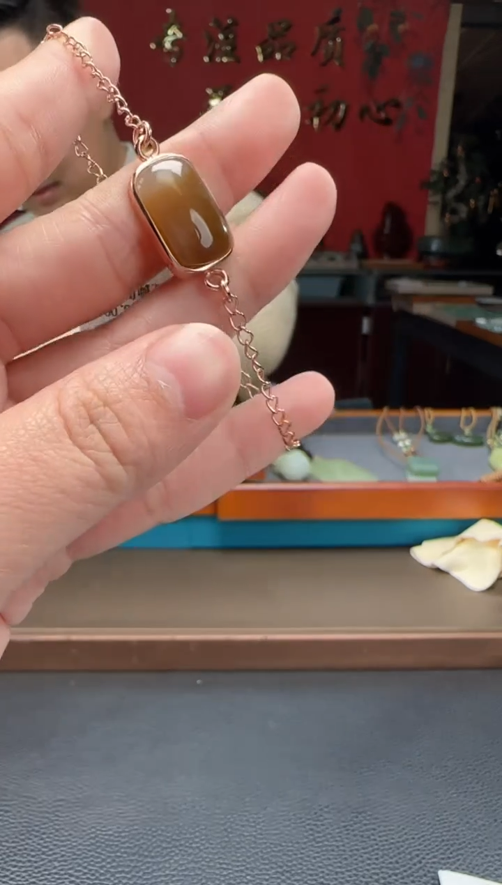 【闪购商品】和田玉.未镶嵌糖白手链