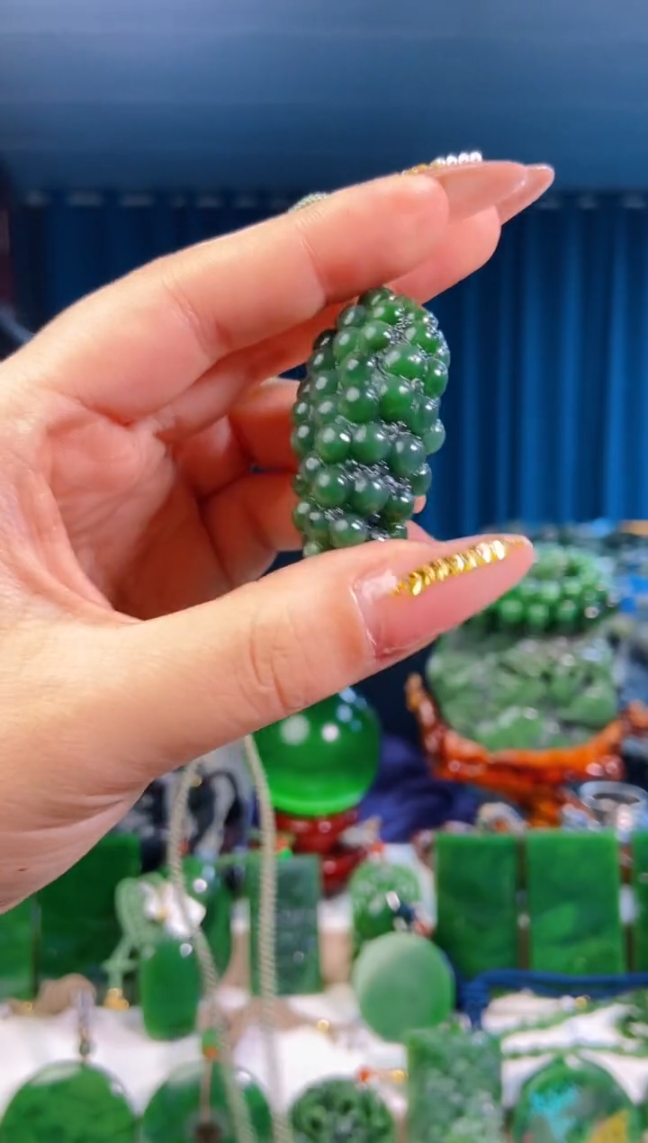 【闪购商品】和田玉挂件未镶嵌1