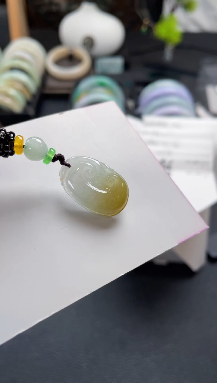 【闪购商品】翡翠颈饰未镶嵌吊坠