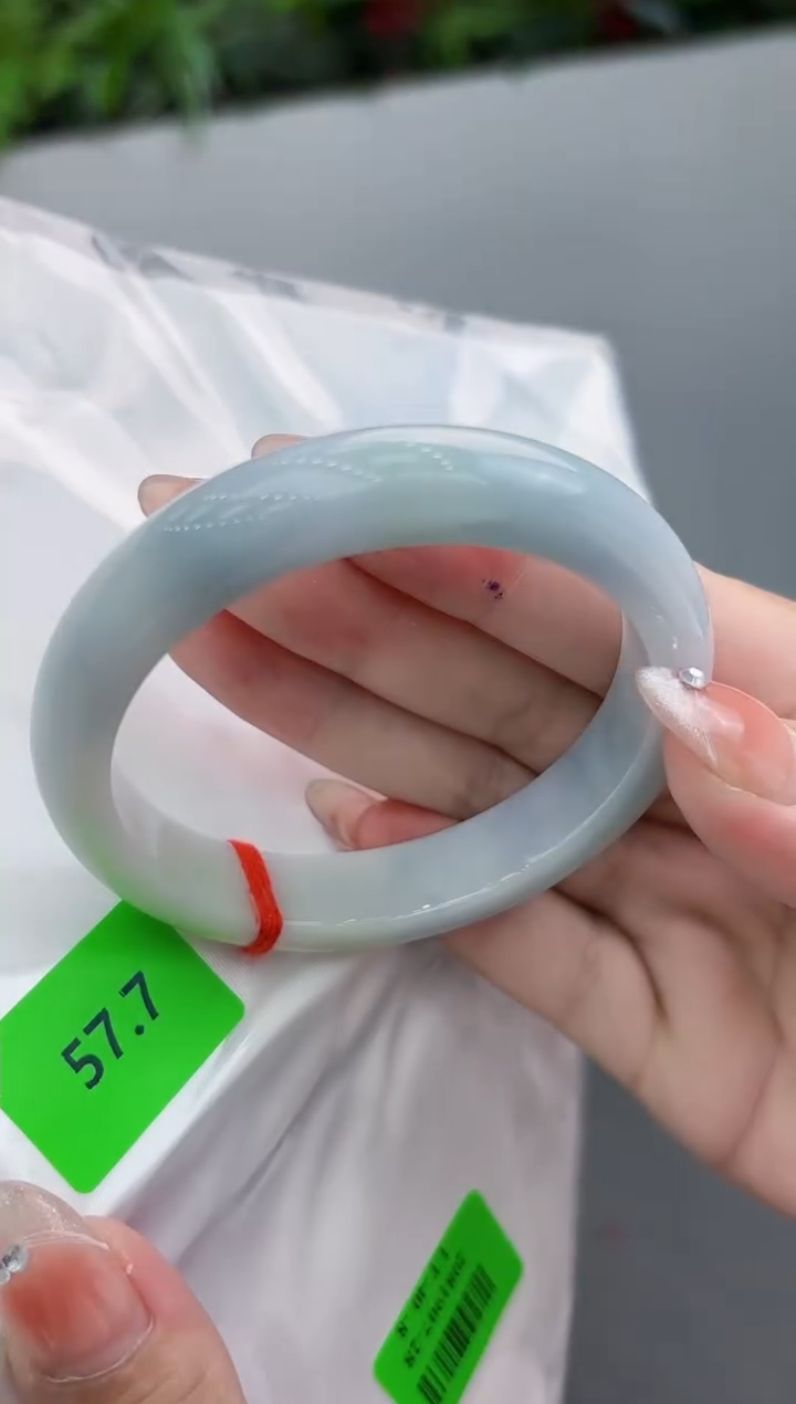 【闪购商品】翡翠手镯未镶嵌翡翠手镯