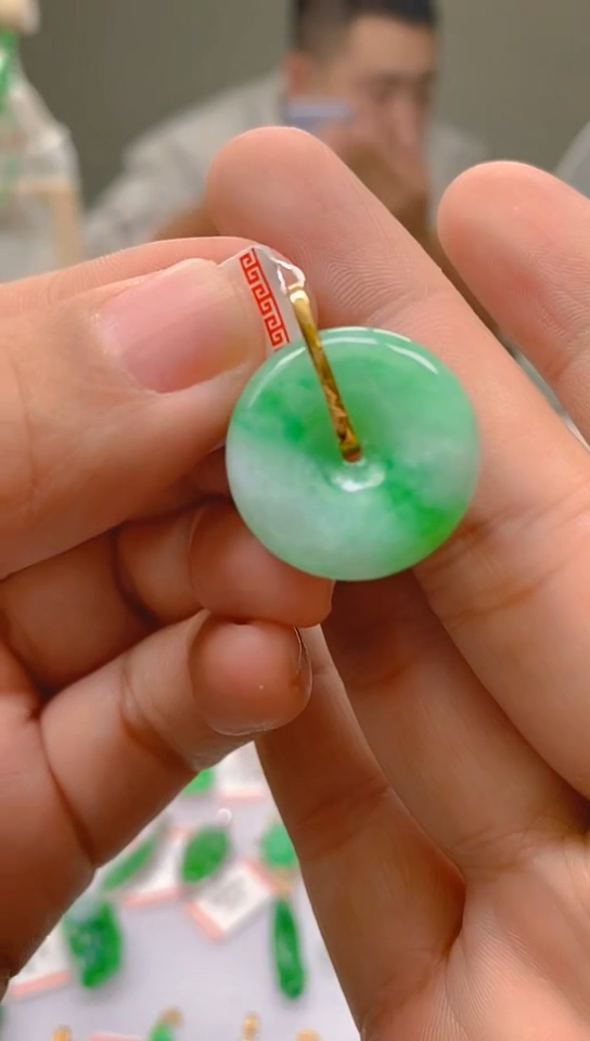 【闪购商品】翡翠颈饰18K金镶嵌新号开播，全场乱卖