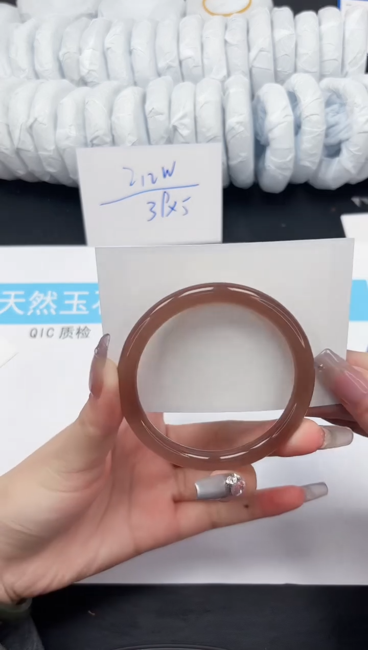 【闪购商品】石英质玉手镯未镶嵌391-59.5