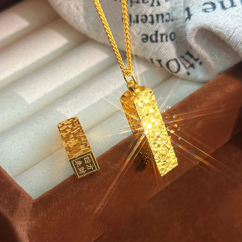 铜合金项链 爆闪碎冰冰小金条吊坠项链女时尚百搭实心方形