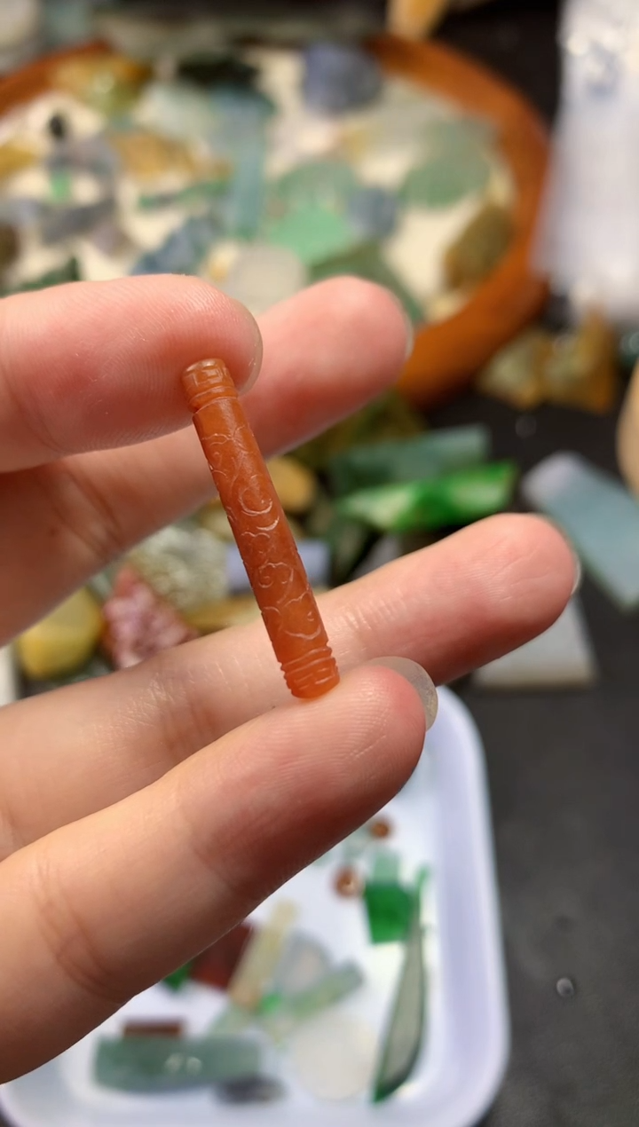 颈饰未镶嵌翡翠蓉****?010天然翡翠