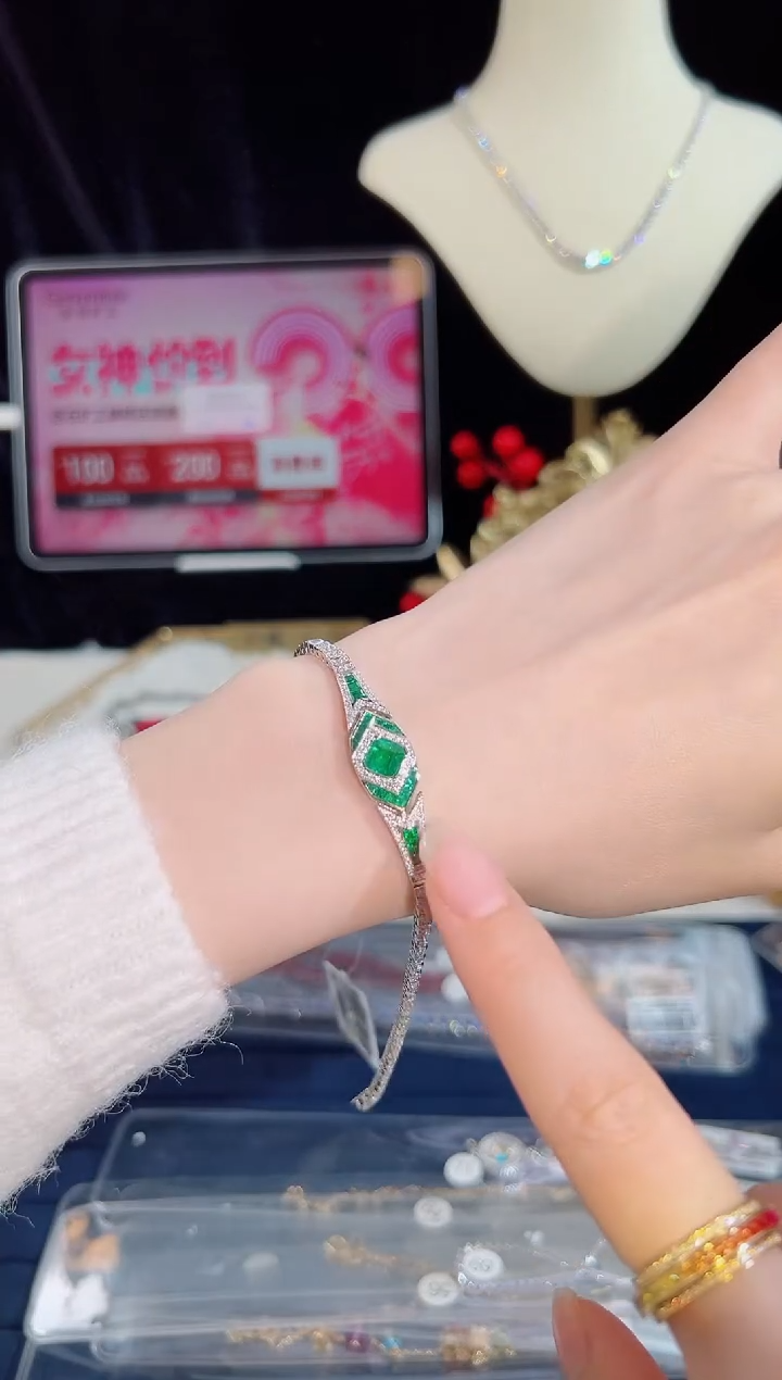 【闪购商品】祖母绿手链18K金镶嵌BB1929#-Y#76