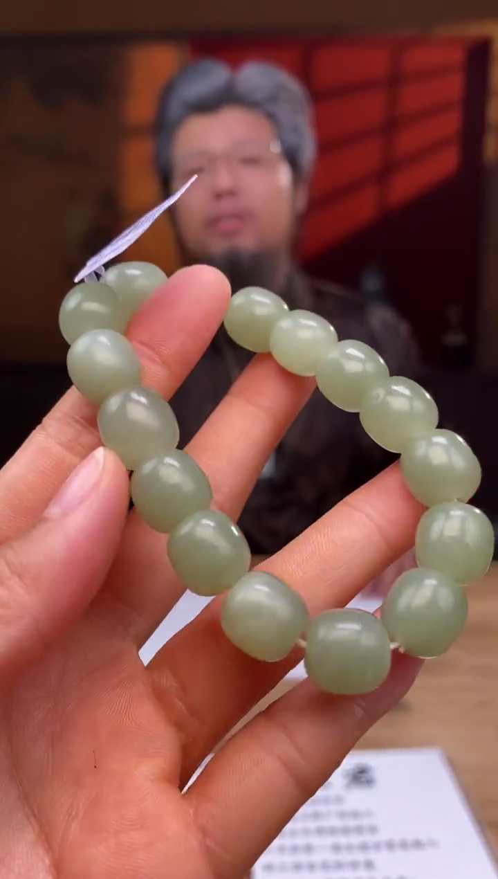 和田玉未镶嵌颈饰D804