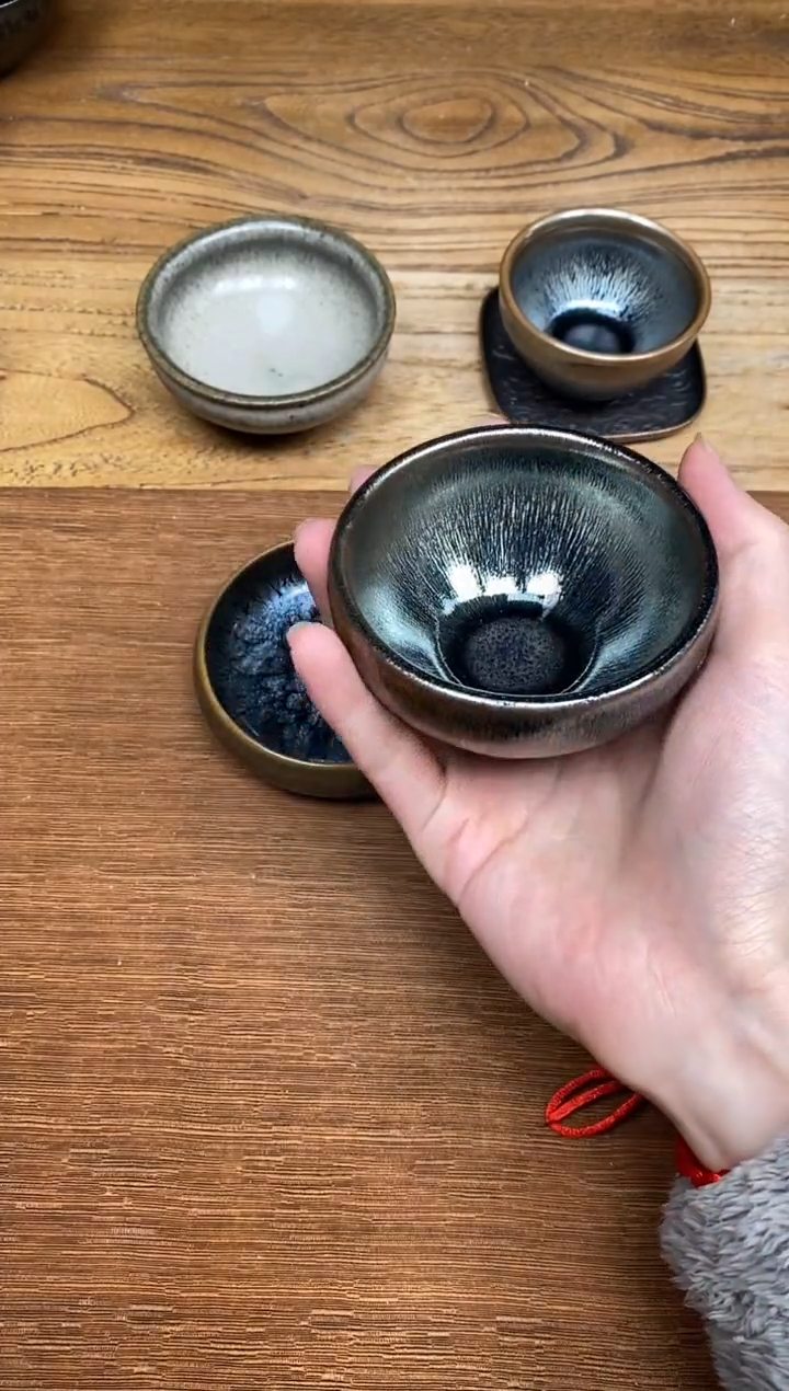 【闪购商品】茶盏银豪钵             