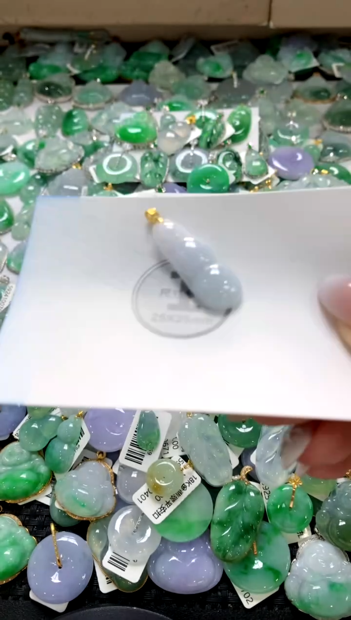 颈饰未镶嵌翡翠1111111111111111·1