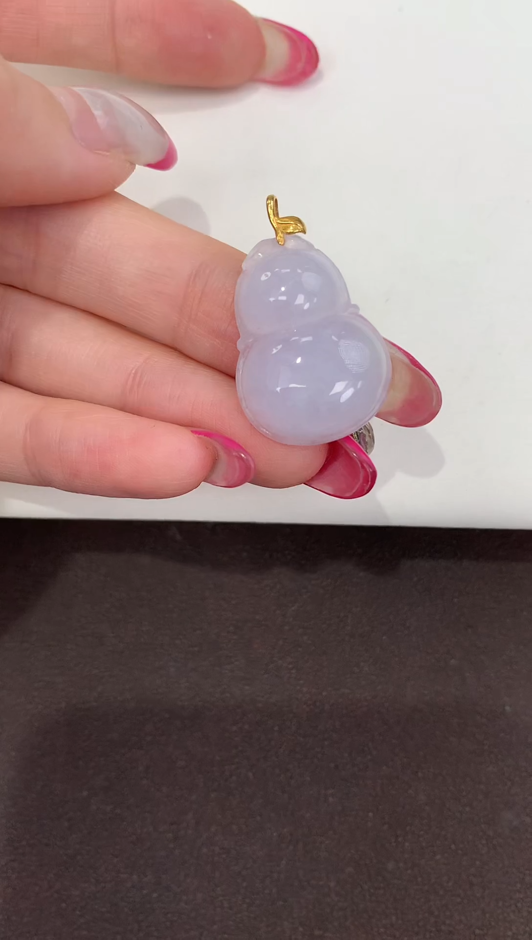 颈饰18K金镶嵌翡翠缅甸a货翡翠