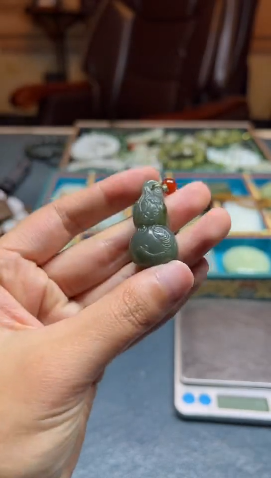 颈饰未镶嵌和田玉拍一发一