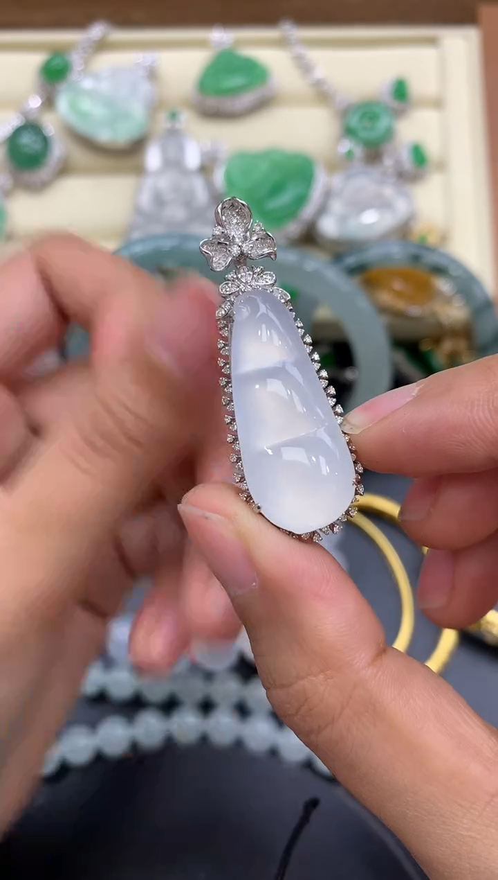 【闪购商品】翡翠颈饰18K金镶嵌524-中国好珍宝