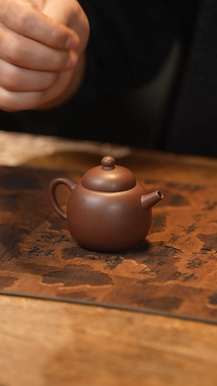 【闪购商品】【有茶器】老紫泥潘壶     