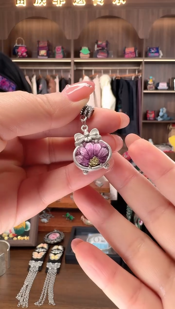 刺绣扶光苗绣传承3