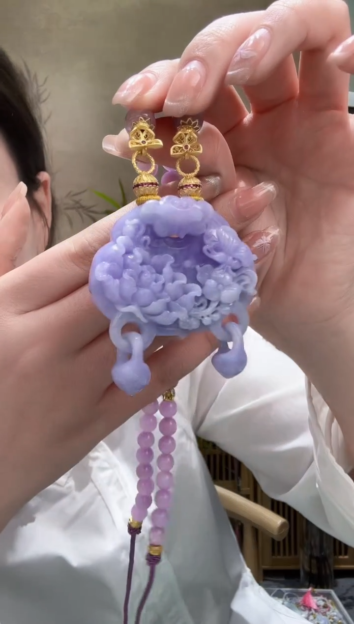 【闪购商品】翡翠未镶嵌颈饰吊坠