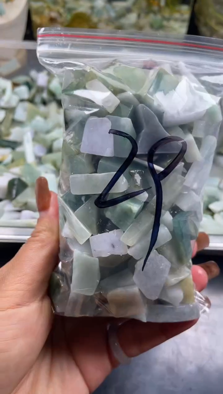 配石翡翠天然翡翠小号500克29