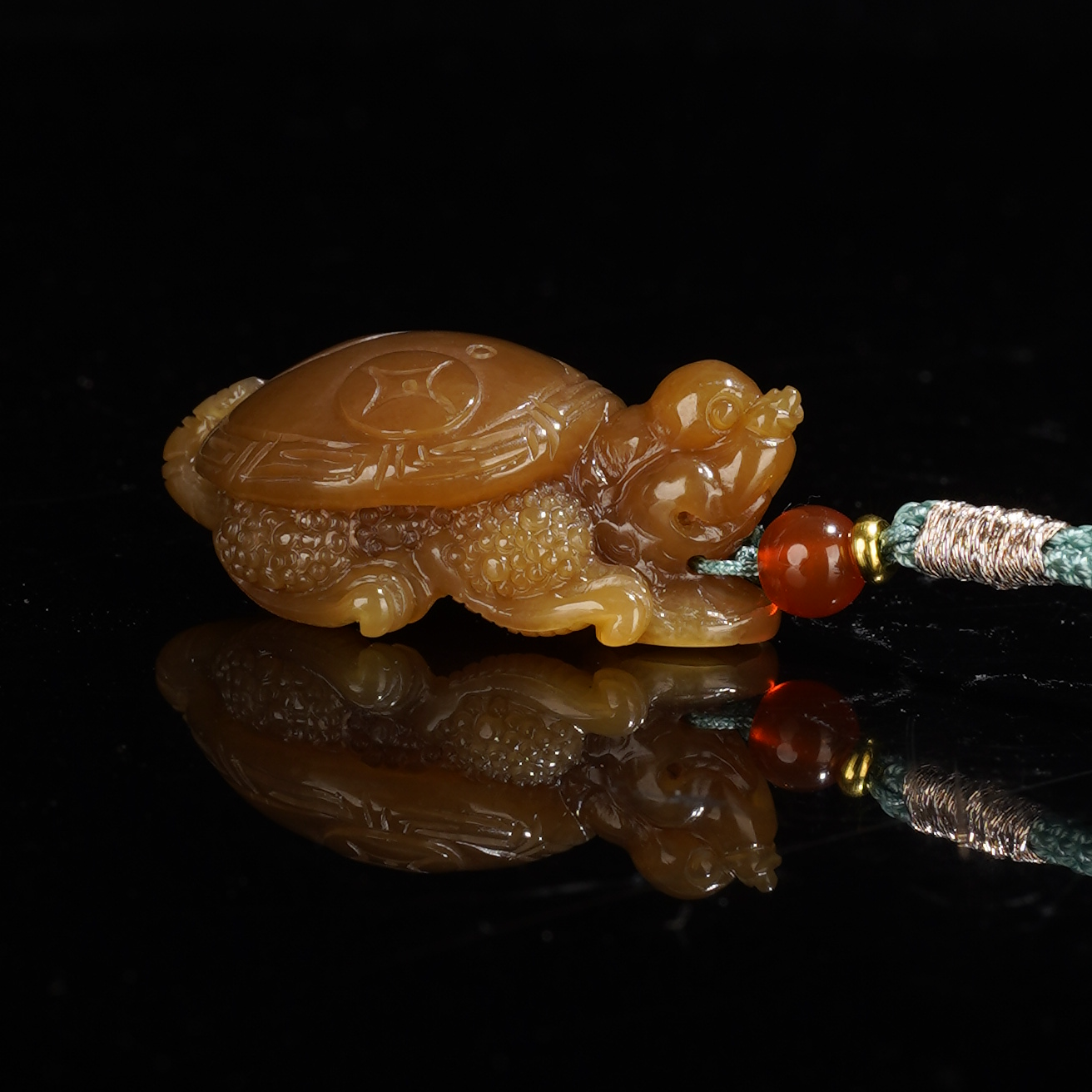 XM03780二十世纪和田玉福龟吊坠