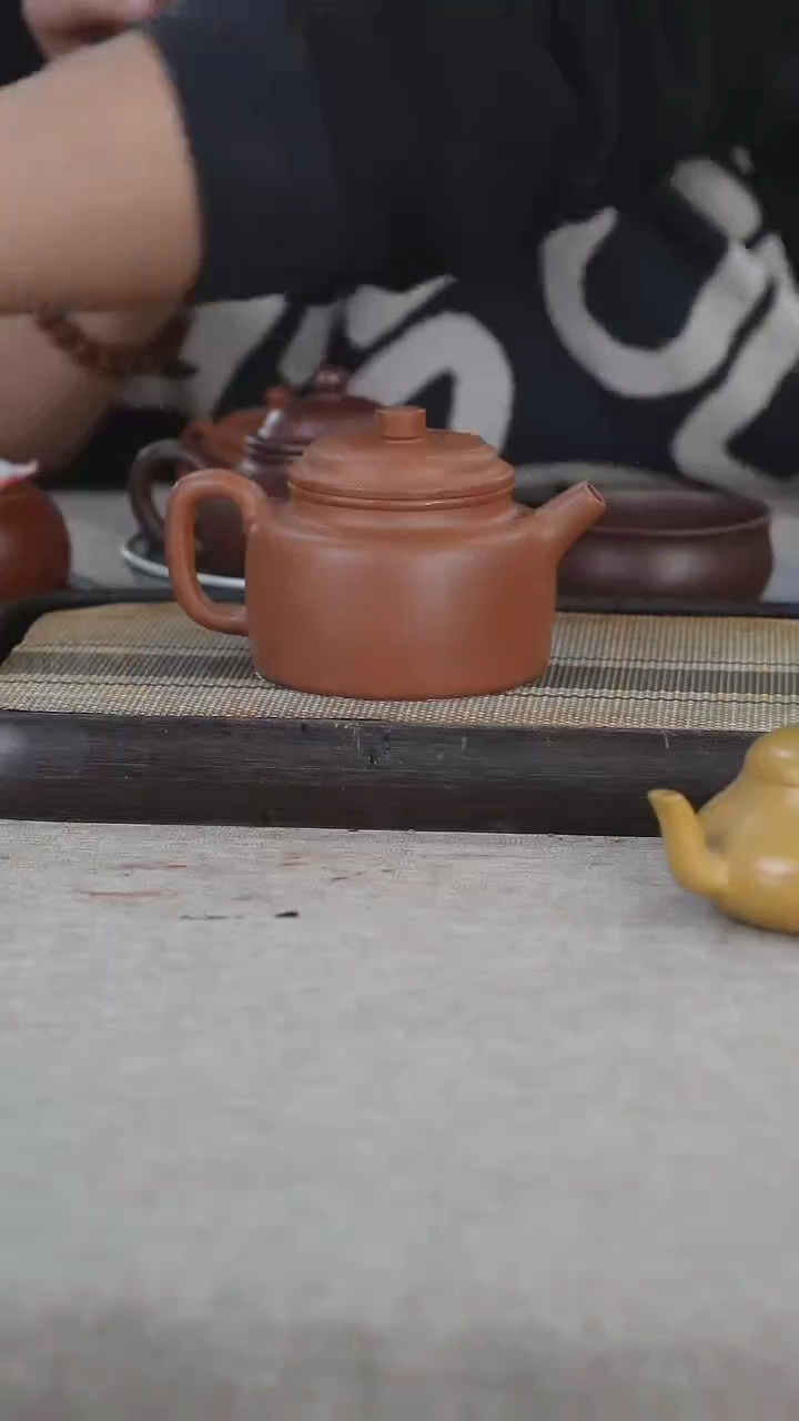 【闪购商品】紫砂茶壶老红泥德钟