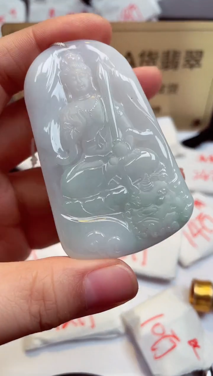 翡翠未镶嵌颈饰天然缅甸翡翠A货