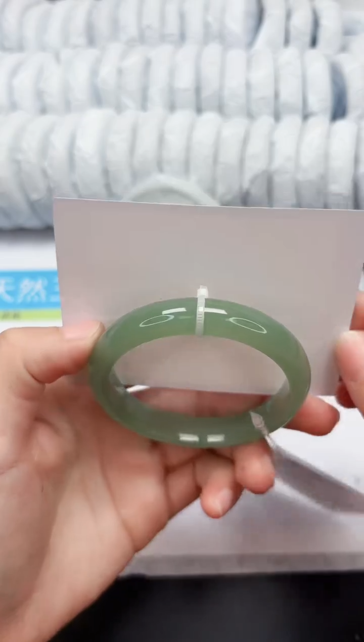 【闪购商品】石英质玉手镯未镶嵌341-56.7