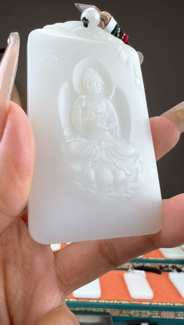 【闪购商品】和田玉颈饰未镶嵌1