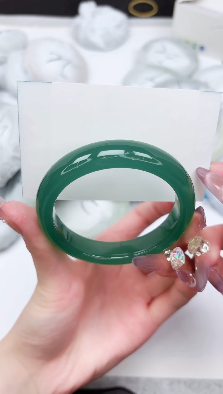 石英质玉手镯未镶嵌95-56.2