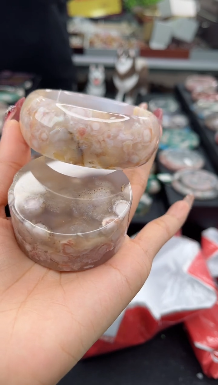 【闪购商品】石英质玉手镯未镶嵌58圈口（赠品镯心）3538460