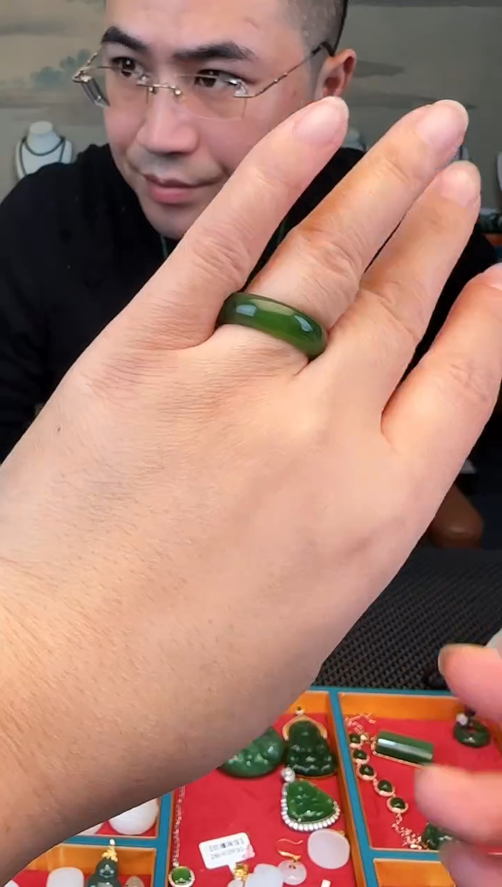 未镶嵌戒指和田玉16-18圈口