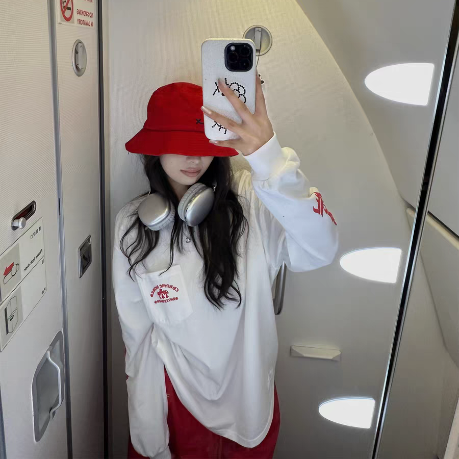 100棉早秋新款圆领女装休闲时尚长袖宽松纯棉打底衫8755