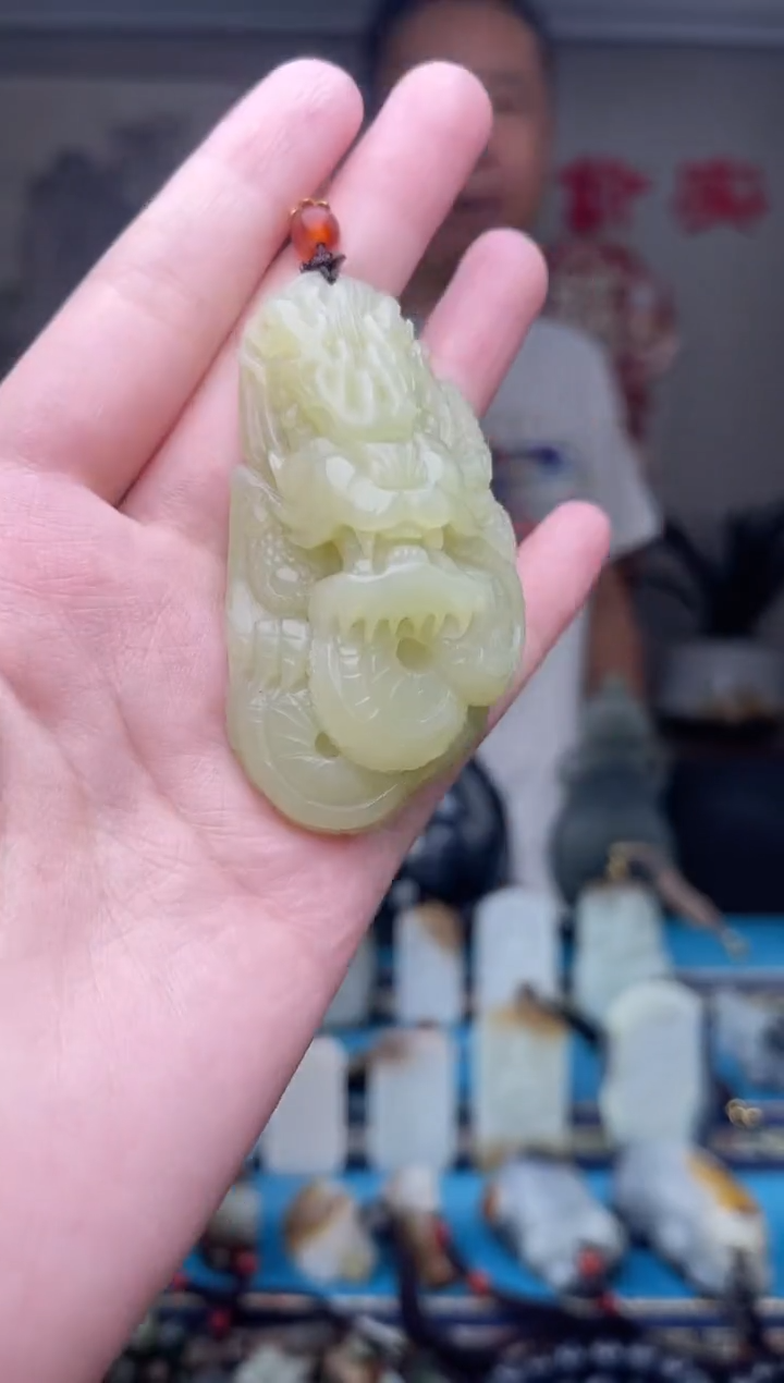 和田玉未镶嵌挂件1